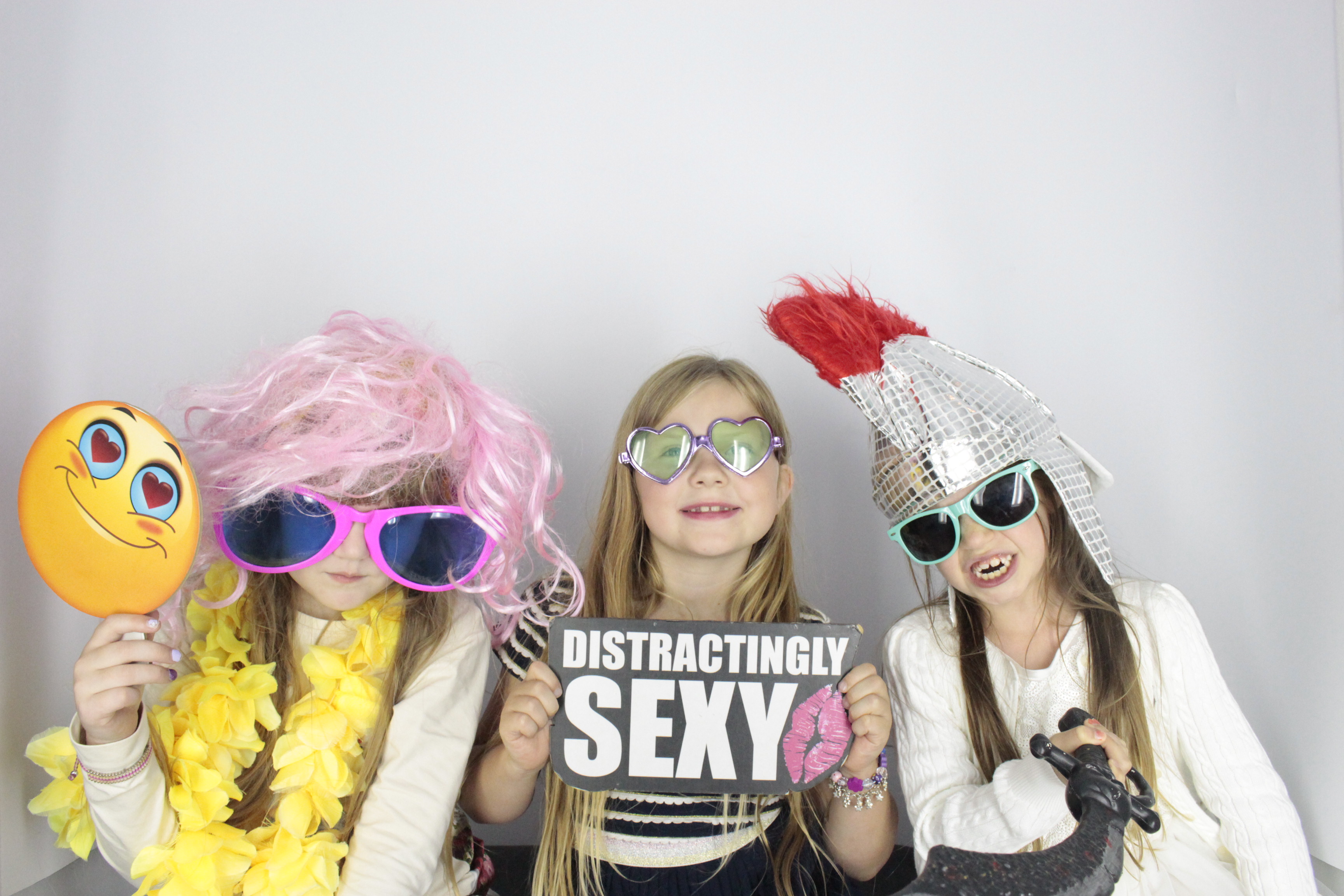 Nadine 40th Birthday  | View more photos from the event at gallery.myphotoboothexperience.co.uk/u/MyPhotoBoothExperienceLtd/Nadine-40th-Birthday